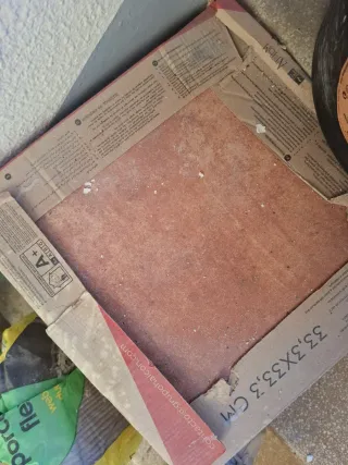 21 baldosas 33,3x33,3 cm