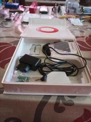 Teléfono Emporia Negro