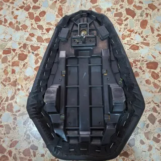 Asiento trasero KTM Duke