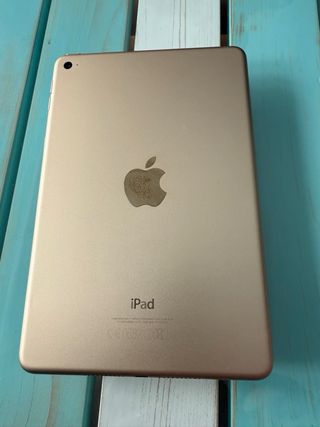 iPad Mini 4, color dorado.  32 GB