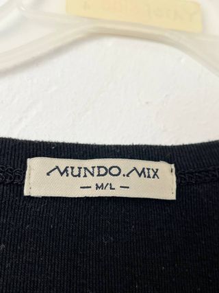 Camiseta tirantes negra con pedrería Talla M