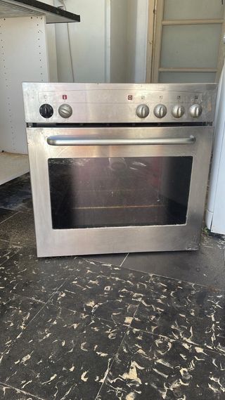 Horno y placa de cocina