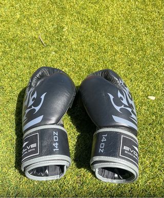 Guantes de Boxeo Evolve MMA Negros 14oz