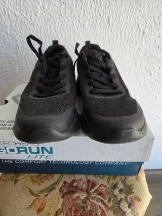 Zapatillas Skechers Go Run Lite Negras