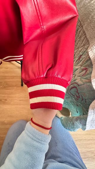 Cazadora Universitaria Roja Stradivarius