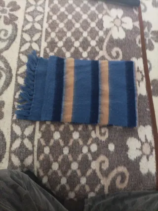 Bufanda H&M rayas azules y café
