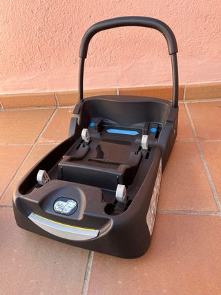 Silla coche Bebe Confort con adaptador
