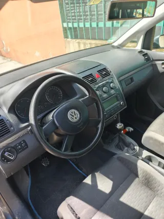 Volkswagen Touran 2004