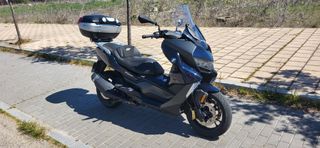 BMW C 400 GT Maxi Scooter
