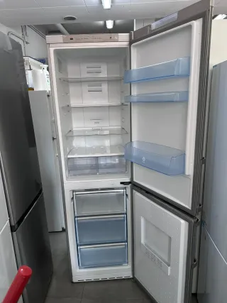 Nevera combi Balay altura 2 metro de ancho 60cm