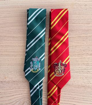 Corbatas Harry Potter Slytherin y Gryffindor