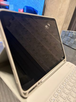 iPad A16 128GB Amarillo