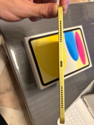 iPad A16 128GB Amarillo