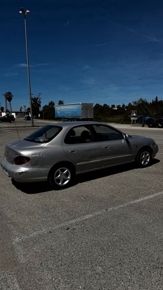 Hyundai Lantra 2000