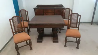 Conjunto mesa, aparador y 4 sillas vintage años 50