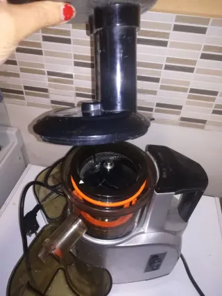 Estrattore di succo di frutta/verdure argento nero