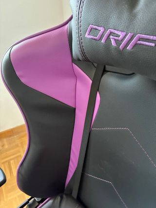 Silla Gaming Drift Negra y Morada.