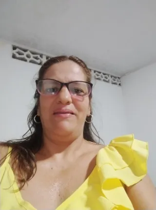 Busco empleo cuidadora de niños o adultos mayor