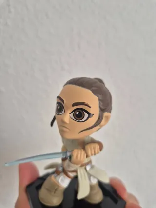 Figura Funko Star Wars Rey