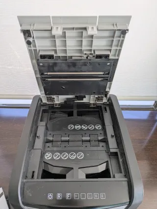 Destructora Rexel Optimum AutoFeed 50X