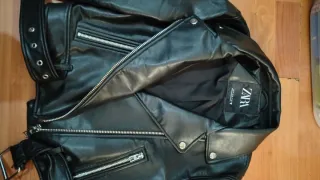 Chaqueta Cuero Zara Negra