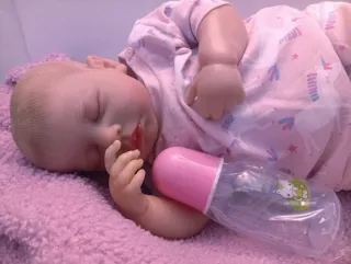 Bebé Reborn Vinilo y Tela