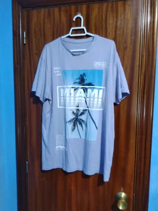Camiseta Primark Talla XL Estampado Miami