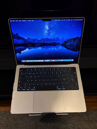 MacBook Pro M4 Plata