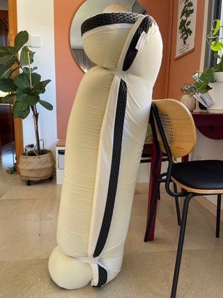 Divano-letto + 2 cuscini, materasso e 2 set di lenzuola