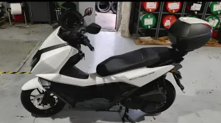 Kymco Sky Town 125 Scooter Automático