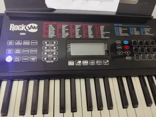 Teclado RockJam 61 teclas + banqueta y cascos