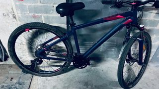 Bicicleta MTB azul y rosa