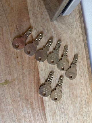 Cerradura CBM 2002 Puerta Cristal + 8 copias