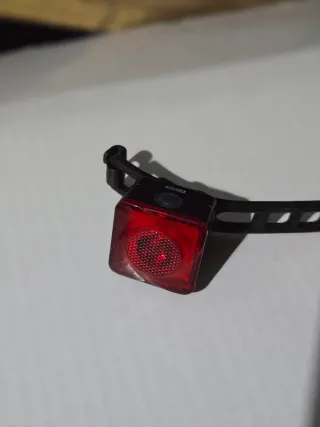Luz Traseira  c/ Stop e varios modos de luz.