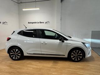 Renault Clio 2021