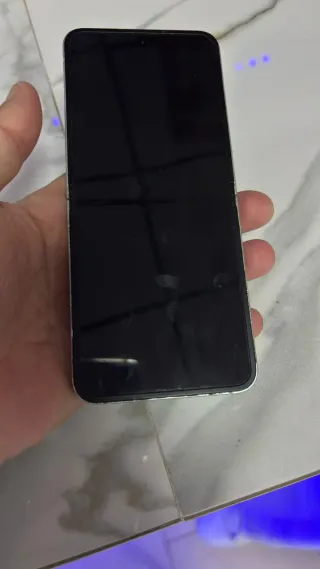 Samsung Galaxy Z Flip 6