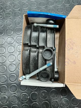 Pastillas de freno DELPHI LP2039 para IVECO Daily