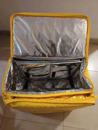 Mochila Glovo Azul y Amarilla