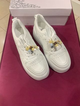 Scarpe bianche suola alta nuove