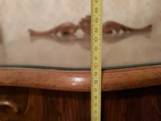 Mesita de noche de madera vintage