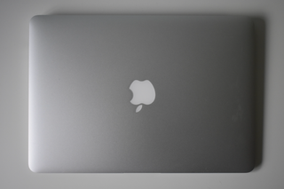 MacBook Air 13 2017 i5 8GB RAM 128GB SSD Plata