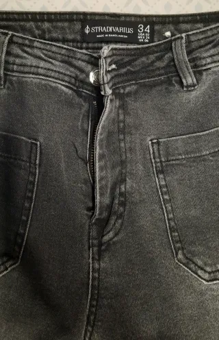 Pantalón vaquero negro ancho Talla 34