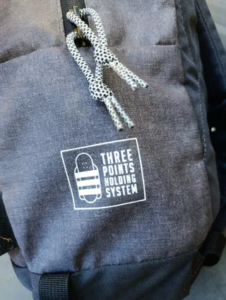 Mochila, casco y protecciones skate