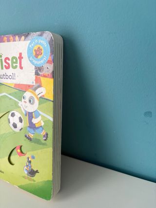 Llibre Osset siset juguem al futbol