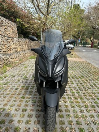 Yamaha XMAX 125 Negra/Gris