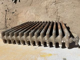 Radiador de fundición antiguo