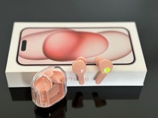 Auriculares con pantalla LED