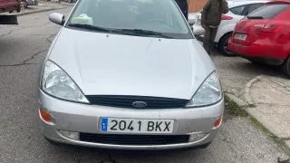 Ford Focus 2000