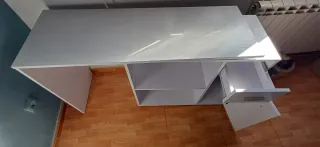 Escritorio esquinero blanco