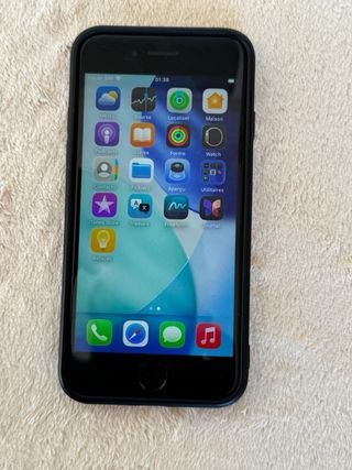 iPhone SE 2 64GB con auticulares y cargador